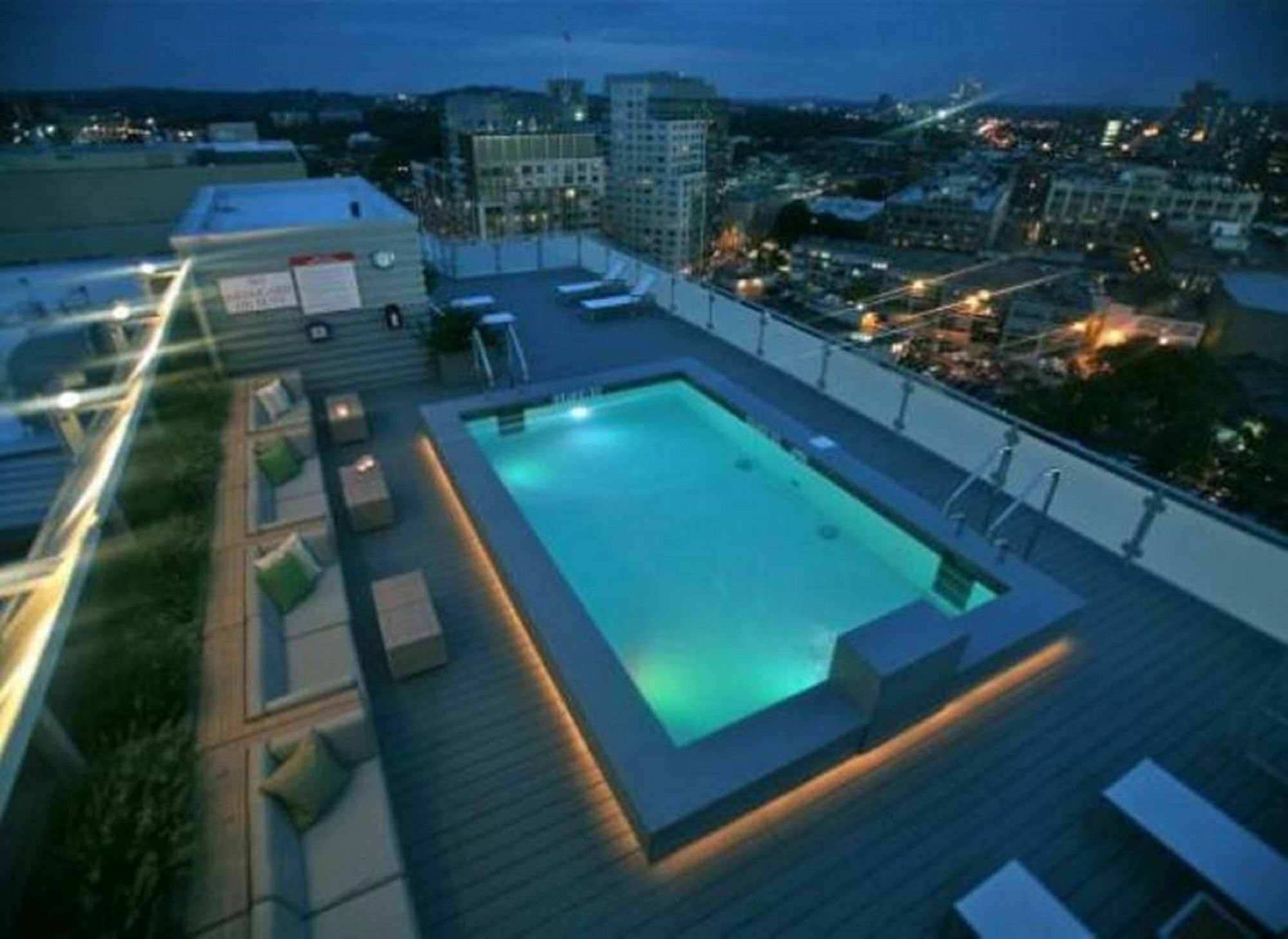 Global Luxury Suites At Kenmore Square Boston Ngoại thất bức ảnh