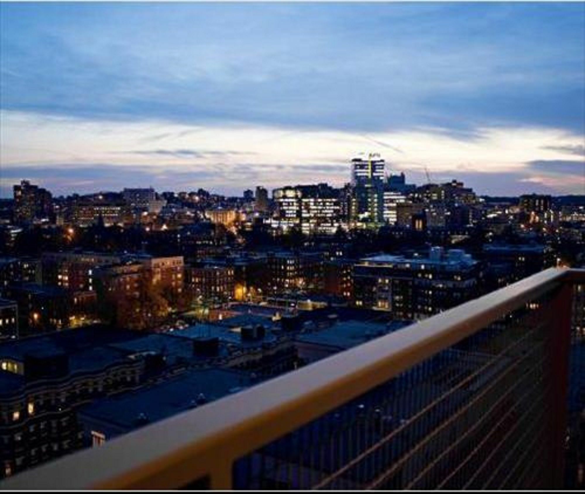Global Luxury Suites At Kenmore Square Boston Ngoại thất bức ảnh